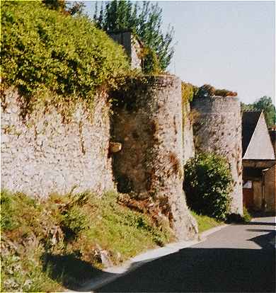 Remparts mdivaux  Esvres