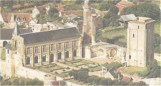 Chateau du Grand Pressigny avant l'effondrement partiel du donjon