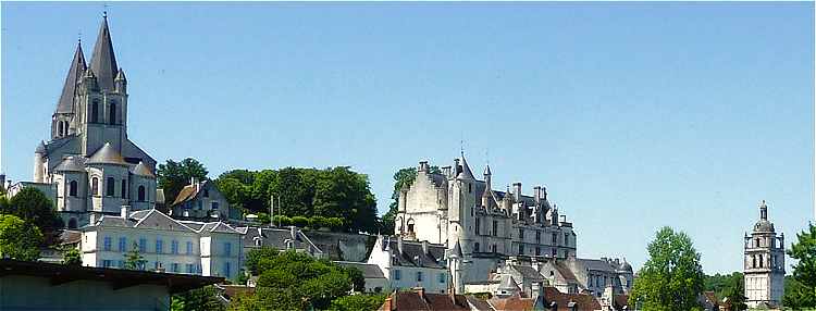 Loches: la Collgiale Saint Ours, le Chateau Royal et la Tour Saint Antoine