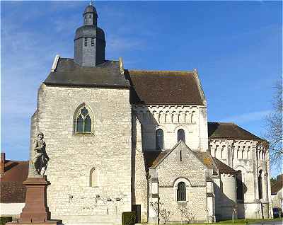 Eglise de la Sainte Vierge  Saint Genou vue du ct Sud