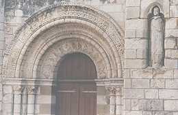 Eglise de Crouzilles