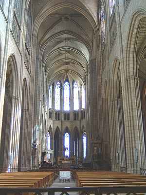 Cathdrale Saint Etienne de Limoges: Nef et Choeur