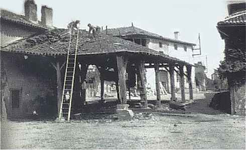 Anciennes Halles de Manot