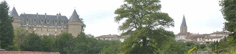 Panorama sur Rochechouart avec le chteau et l'glise Saint Sauveur