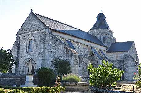 Eglise Saint Nicolas de Tavant