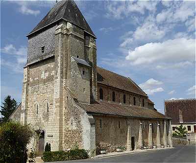 Eglise Saint Genest  Lavardin