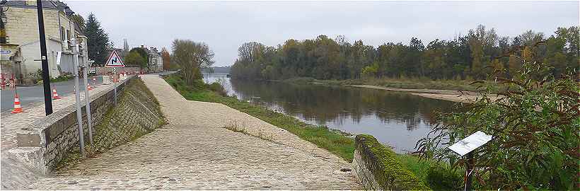 La cale sur la rive de la Loire à Cunault