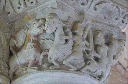 Chapiteau de l'église Notre-Dame de Cunault