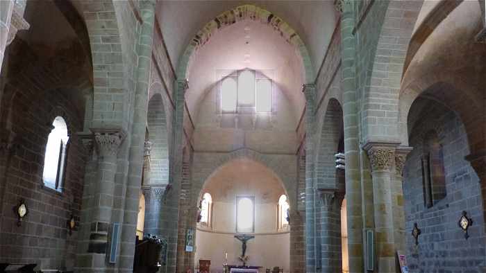 Nef de l'église Saint Gervais et Saint Protais du Montet