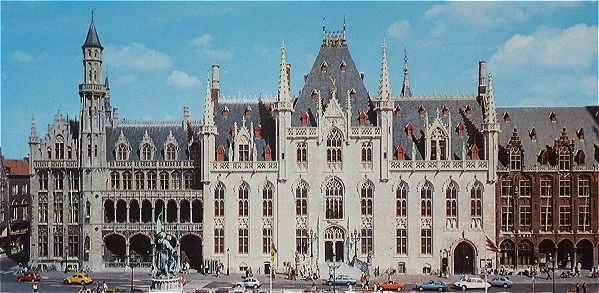 Bruges: Palais Provincial sur la Grand Place