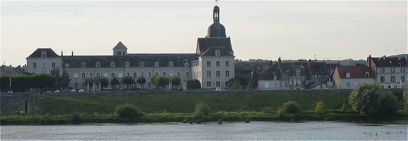 Le faubourg de Vienne et l'glise Saint Saturnin