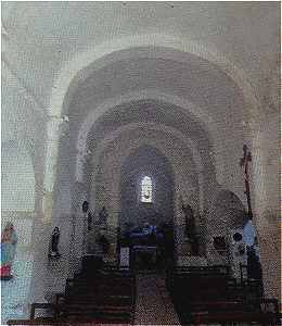 Intérieur de l'église Saint Caprais de Agris