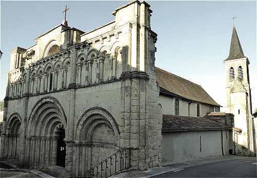 Eglise Saint Jacques d'Aubeterre sur Dronne
