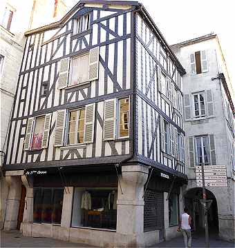 Maisonne ancienne rue Chaudrier à La Rochelle