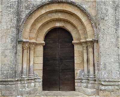 Portail de l'église de Sainte Colombe
