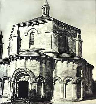 Eglise Saint Michel d'Entraygues