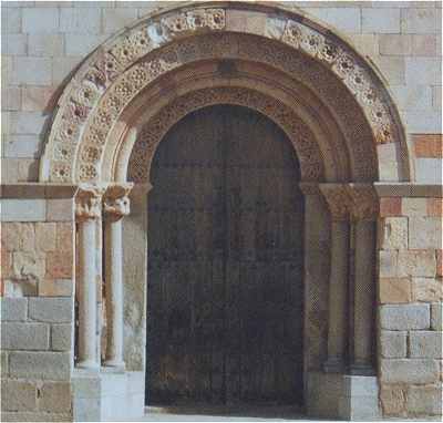 Portail de l'église San Andrés d'Avila