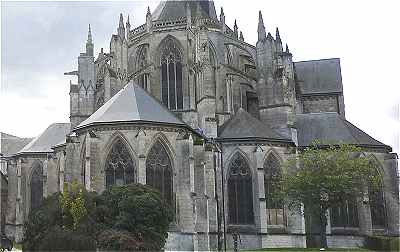 Chevet et absidiole d'une église Gothique