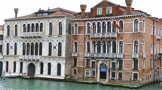 Venise, Grand Canal: Palazzo Contarini dal Zaffo et Palazzo Brandolin Rotta