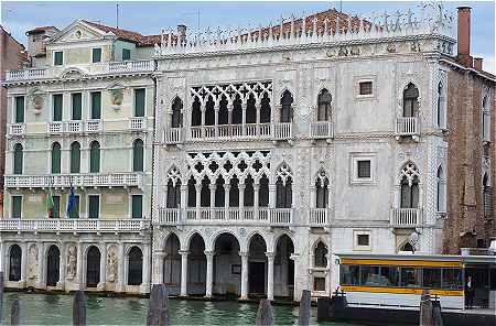 Venise: Palazzo Miani Coletti Giusti et Palazzo Ca' d'Oro sur le Grand Canal