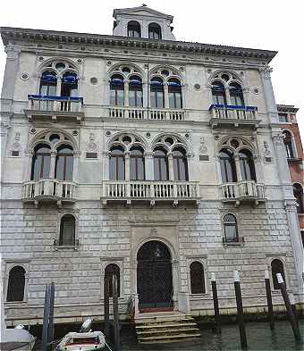 Venise: le Palazzo Corner Spinelli sur le Grand Canal
