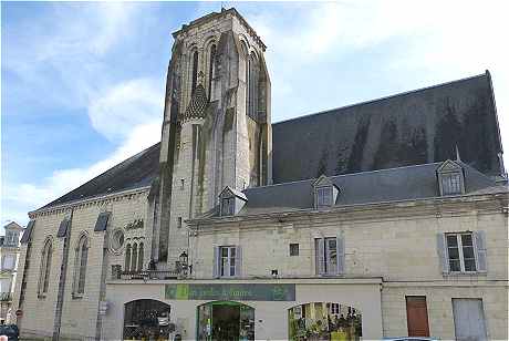 Eglise Saint Germain de Bourgueil: côté Nord