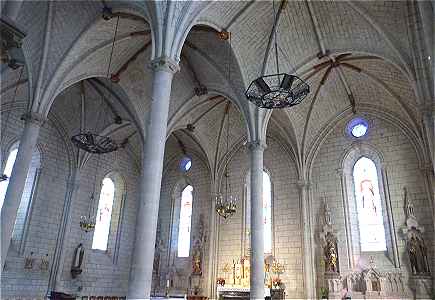 Eglise Saint Germain de Bourgueil: Voûtes d'ogives de style Angevin