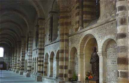 Collatral Roman de la cathdrale Saint Julien au Mans