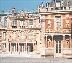 La Cour de Marbre du chateau de Versailles