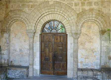 Portail de l'église Notre-Dame de Champdeniers