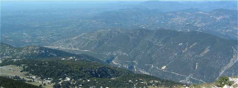 Panorama  partir du sommet du Mont Ventoux vers l'Ouest