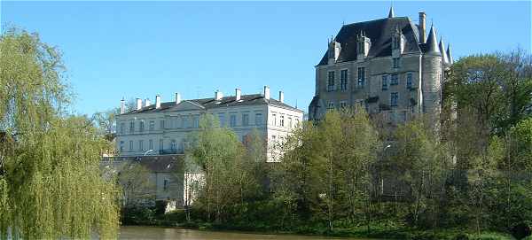 Chateauroux, le chateau et l'Indre